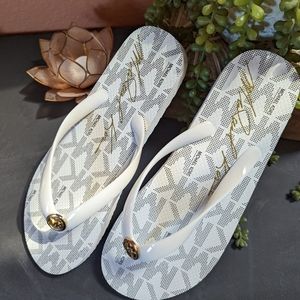 Michael Kors Flip Flops, Women's Size 10, Vanilla Color, New in Box